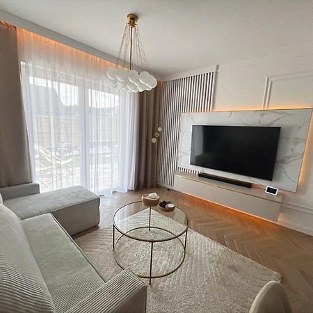 Apartament Paryska Еленя-Гура Экстерьер фото