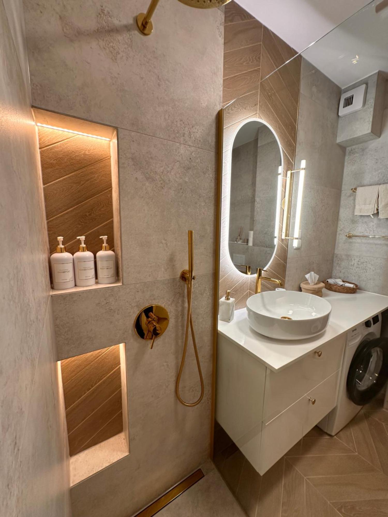 Apartament Paryska Еленя-Гура Экстерьер фото